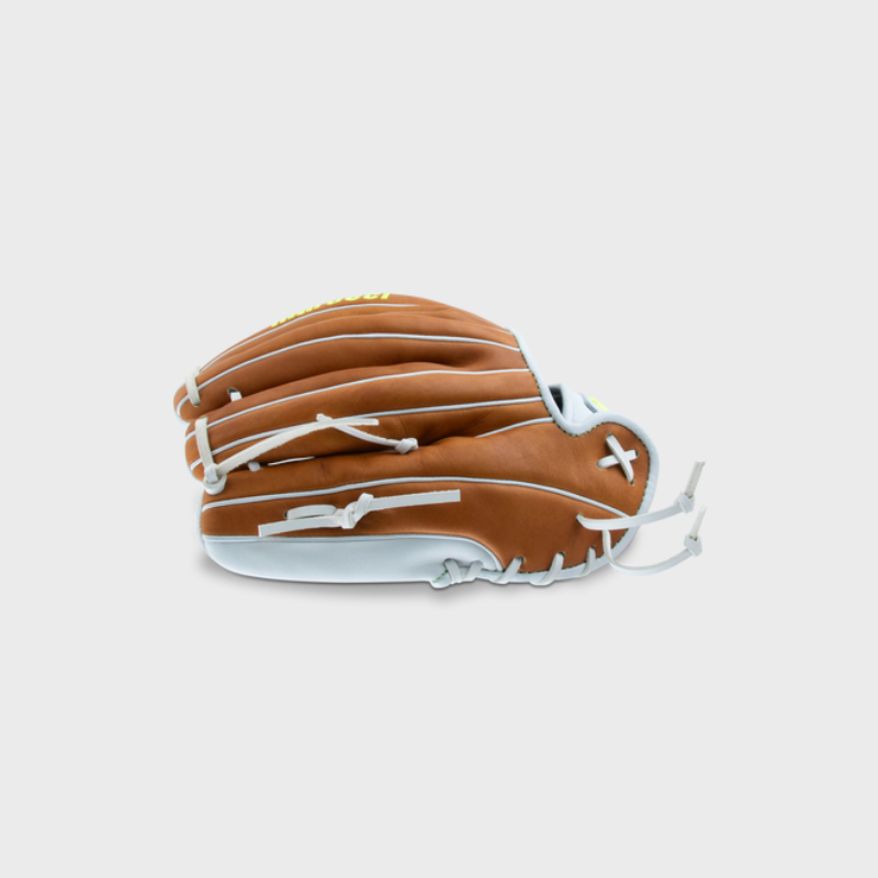 Marucci Magnolia 44A2 11.75" Fastpitch Softball Glove