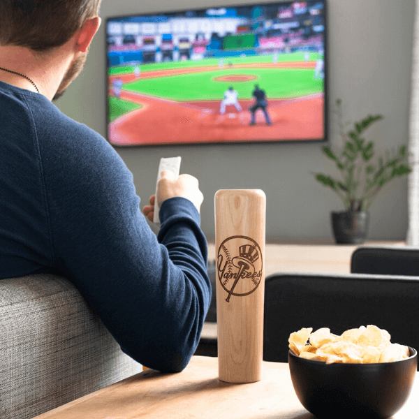 New York Yankees Dugout Mug® | Baseball Bat Mug Collective